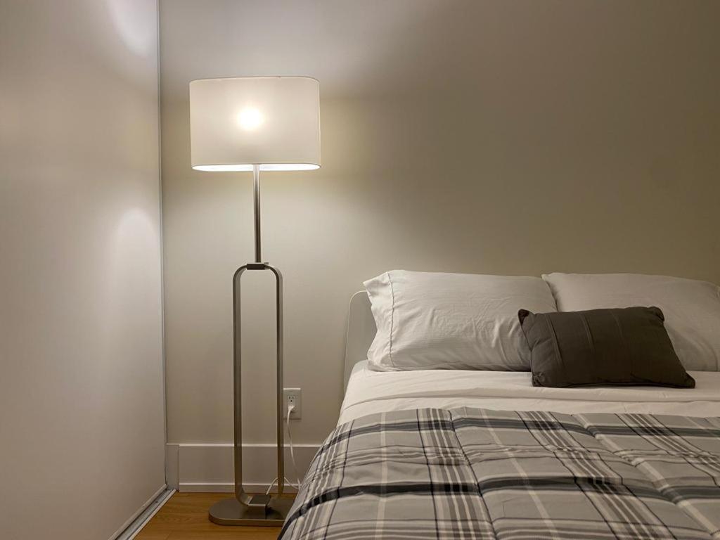 Grand View 2Br/2Ba Condos Cn Tower,Union,Tiff/Mtcc Toronto Luaran gambar