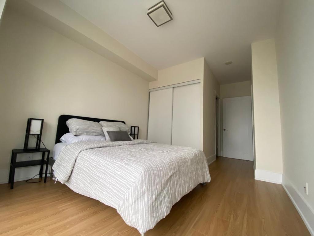 Grand View 2Br/2Ba Condos Cn Tower,Union,Tiff/Mtcc Toronto Luaran gambar