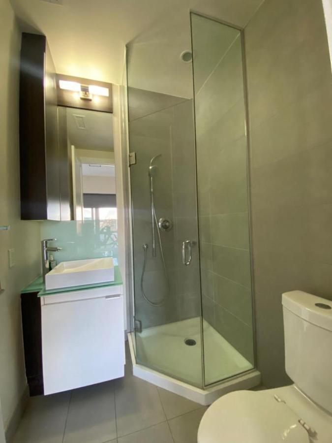 Grand View 2Br/2Ba Condos Cn Tower,Union,Tiff/Mtcc Toronto Luaran gambar